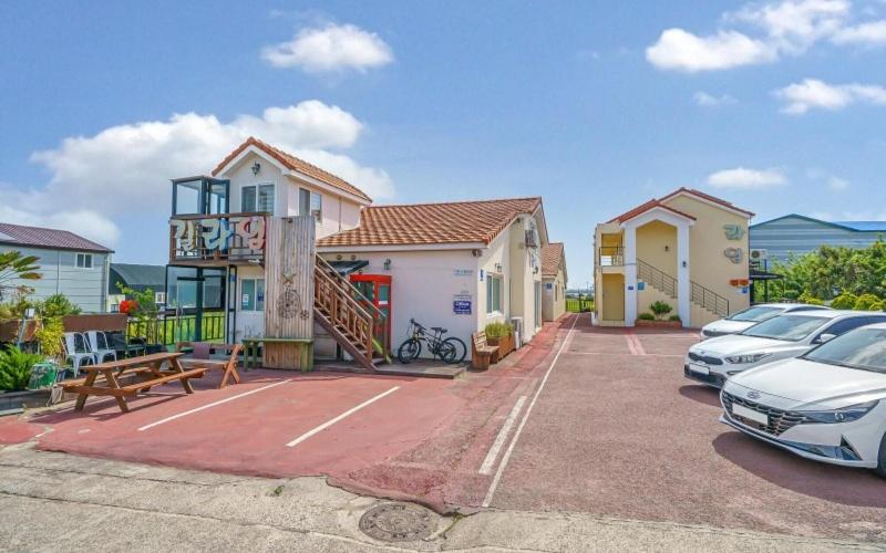 Gillime Pension Guesthouse - Hostel image