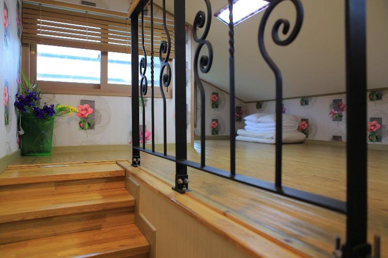 Gillime Pension Guesthouse - Hostel image
