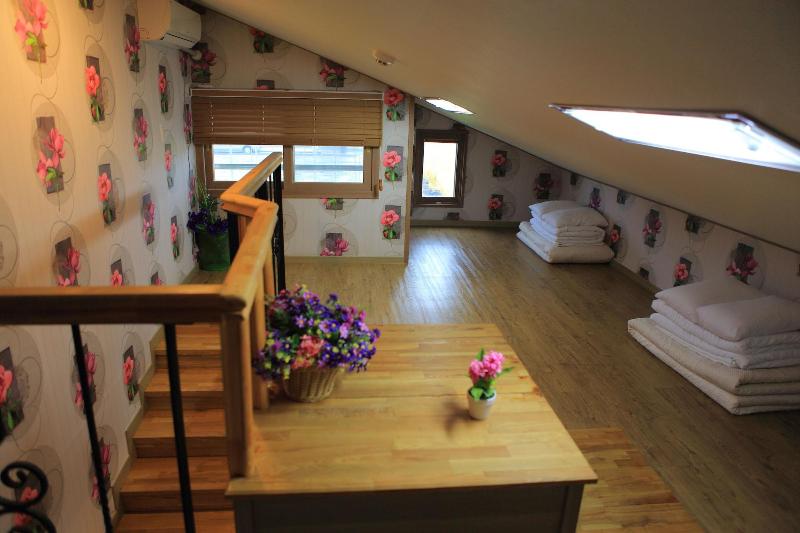 Gillime Pension Guesthouse - Hostel image