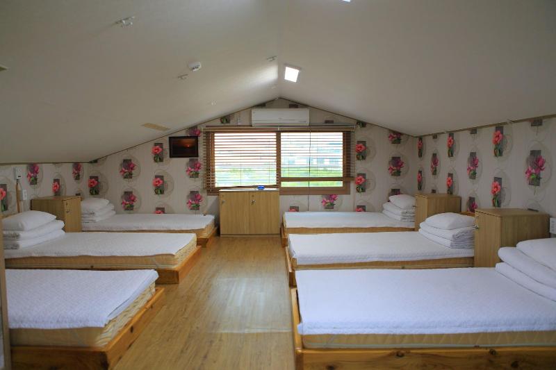Gillime Pension Guesthouse - Hostel image
