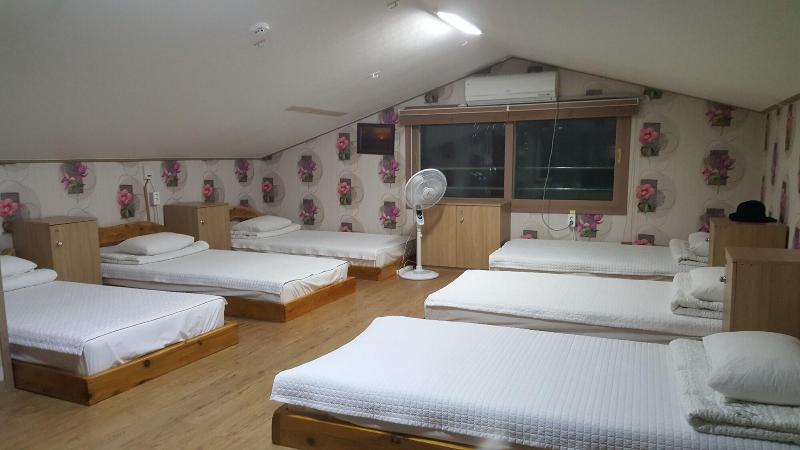 Gillime Pension Guesthouse - Hostel image