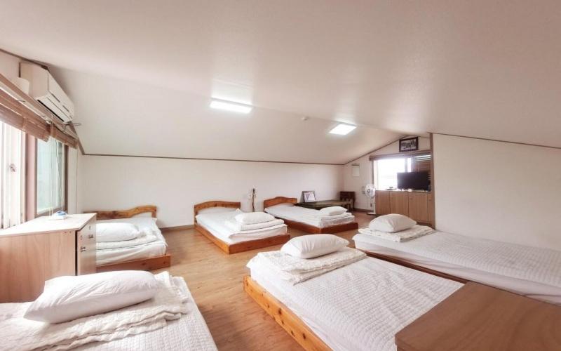 Gillime Pension Guesthouse - Hostel image