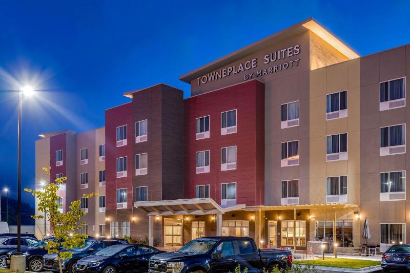 TownePlace Suites by Marriott Chicago Waukegan/Gur image