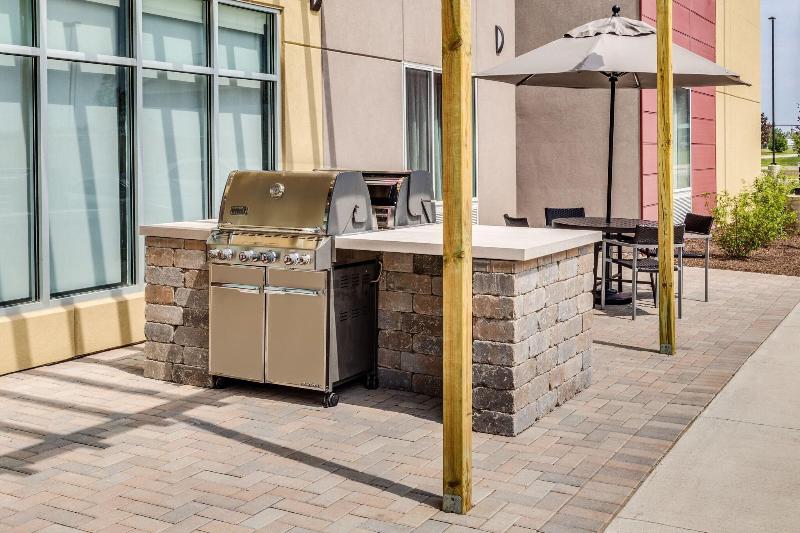 TownePlace Suites by Marriott Chicago Waukegan/Gur image