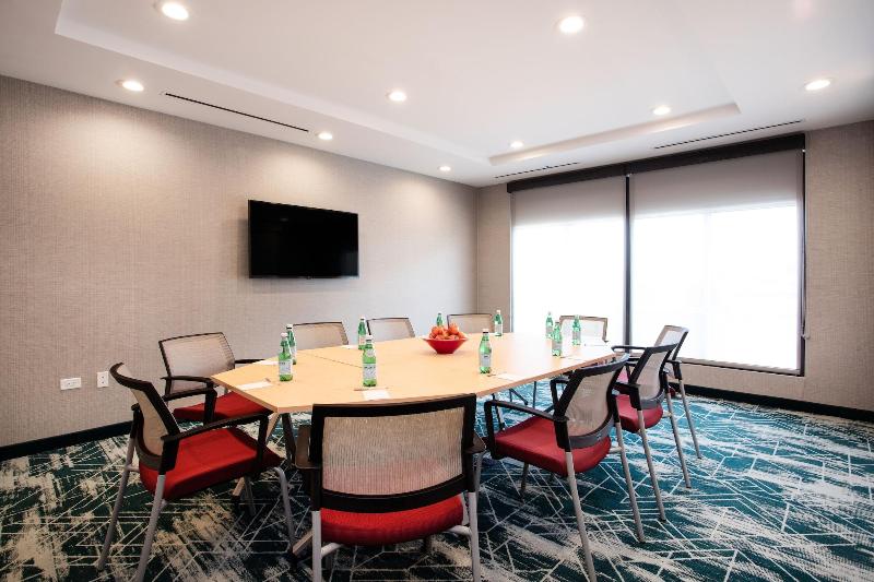 TownePlace Suites by Marriott Chicago Waukegan/Gur image