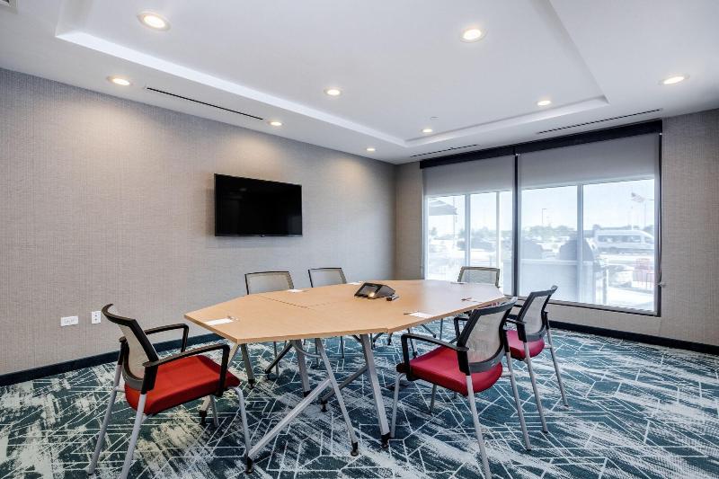 TownePlace Suites by Marriott Chicago Waukegan/Gur image