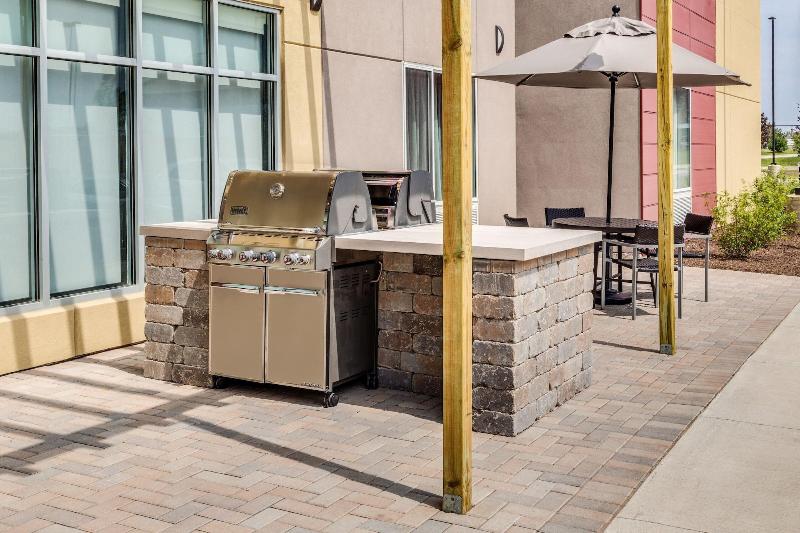 TownePlace Suites by Marriott Chicago Waukegan/Gur image