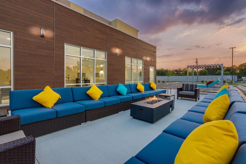 TownePlace Suites by Marriott Chicago Waukegan/Gur image