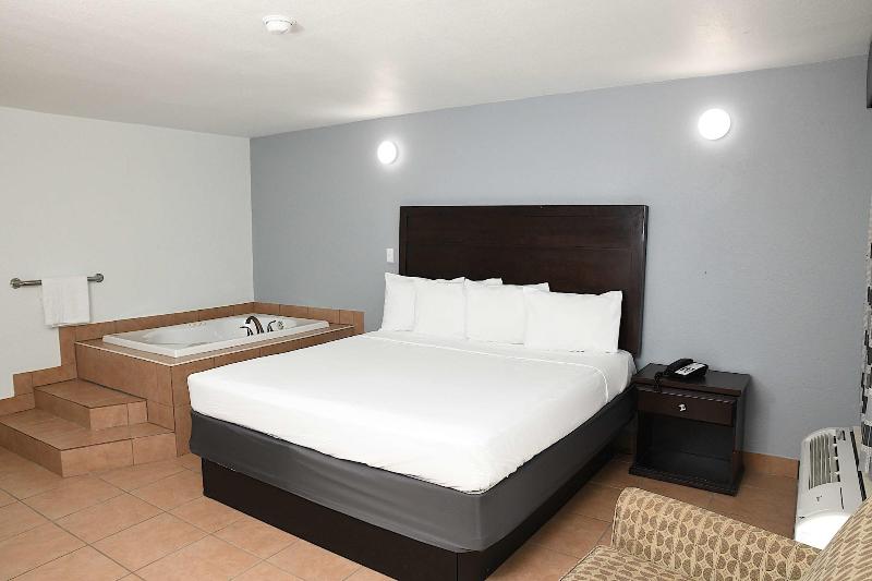 Americas Best Value Inn Baton Rouge Airline image