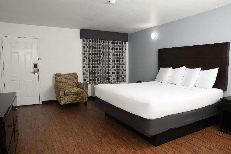 Americas Best Value Inn Baton Rouge Airline image