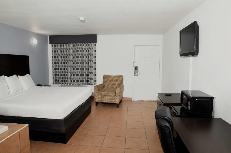 Americas Best Value Inn Baton Rouge Airline image
