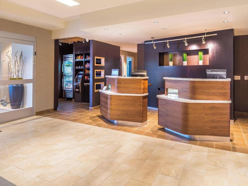 Courtyard By Marriott Detroit Farmington image