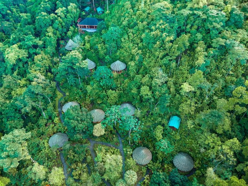 Luna Lodge image