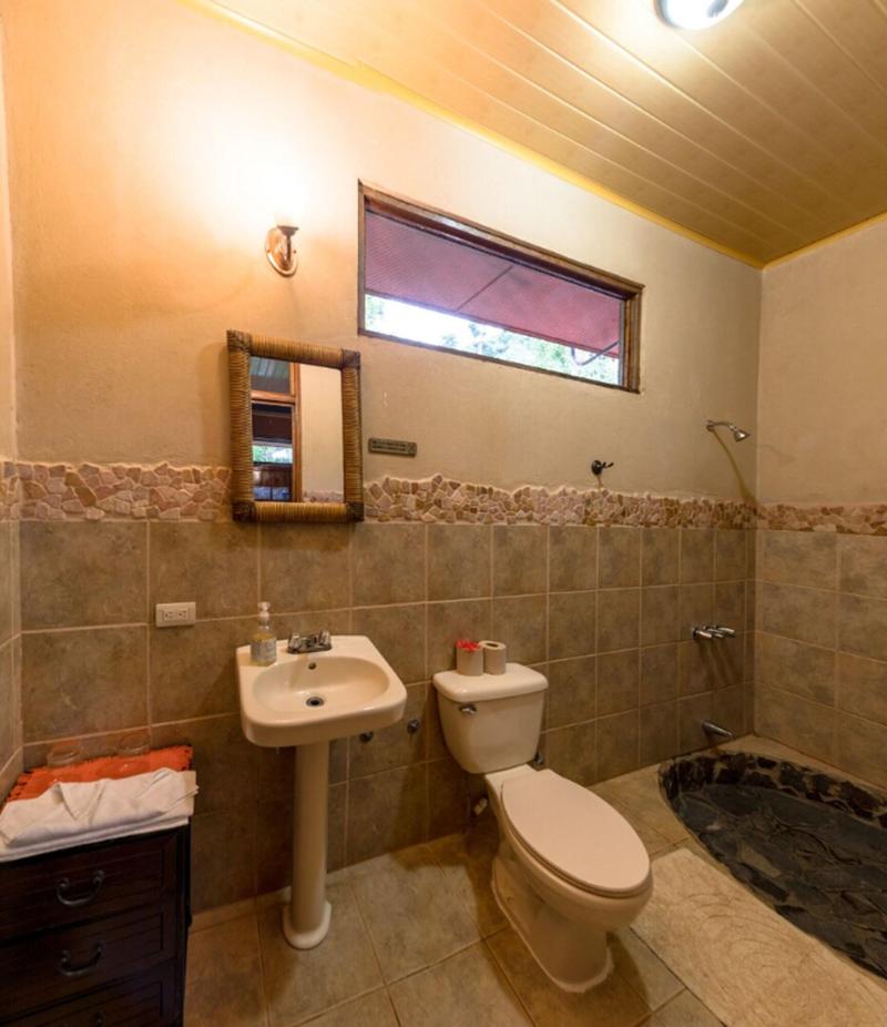 Luna Lodge image