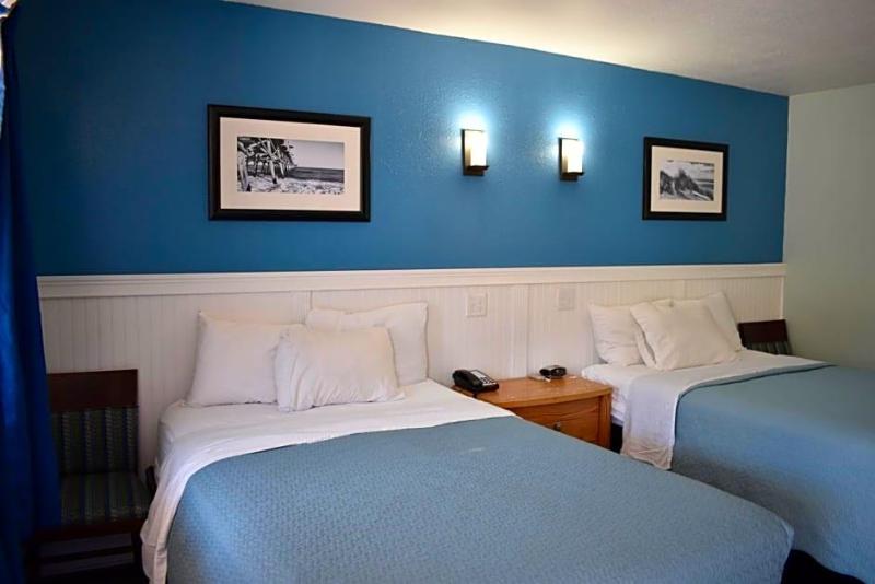 Colonial Inn Motel image