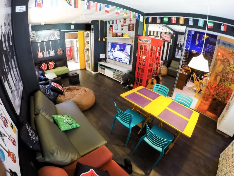 Vila Rock Hostel image