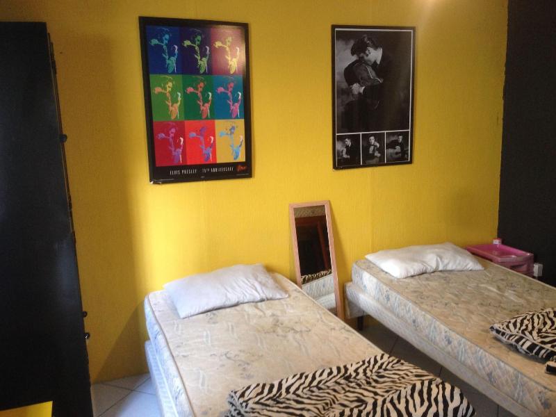 Vila Rock Hostel image