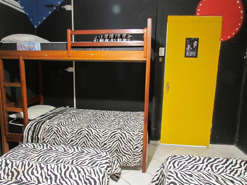 Vila Rock Hostel image