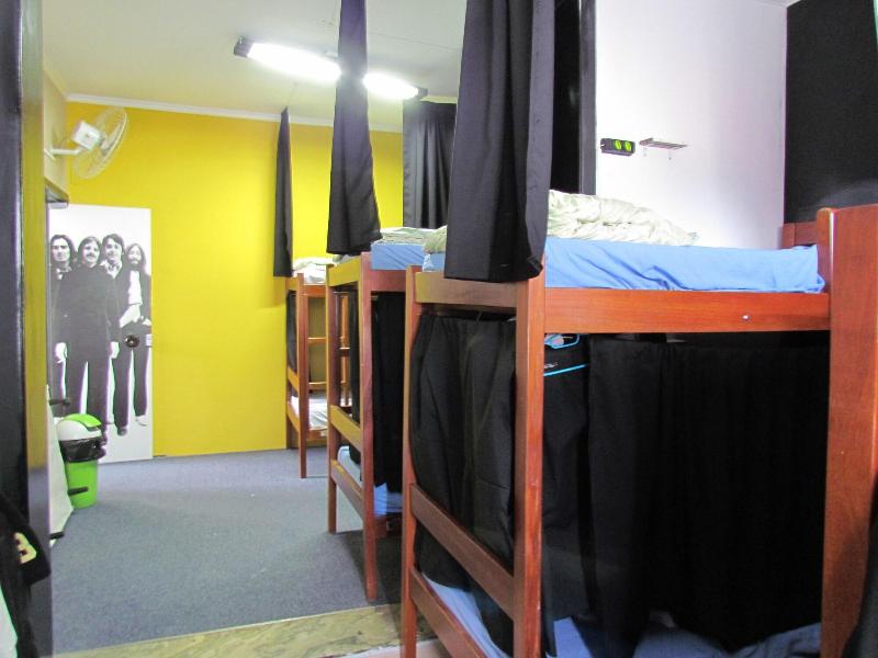 Vila Rock Hostel image