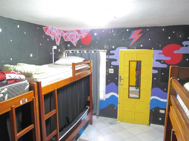 Vila Rock Hostel image