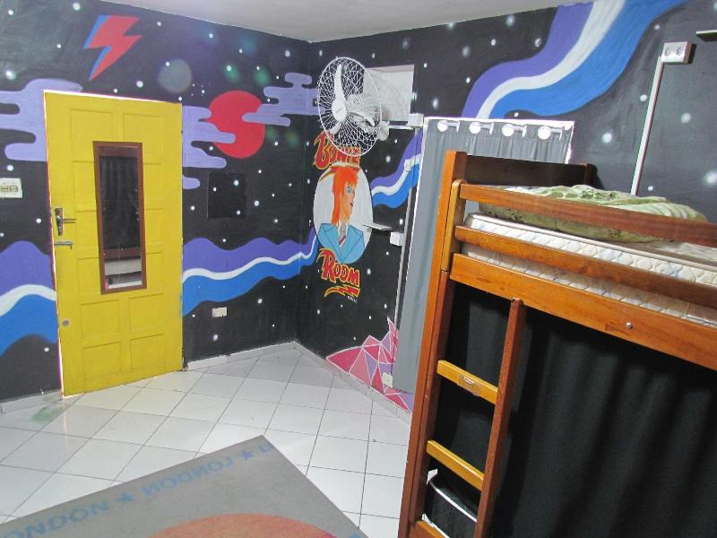 Vila Rock Hostel image