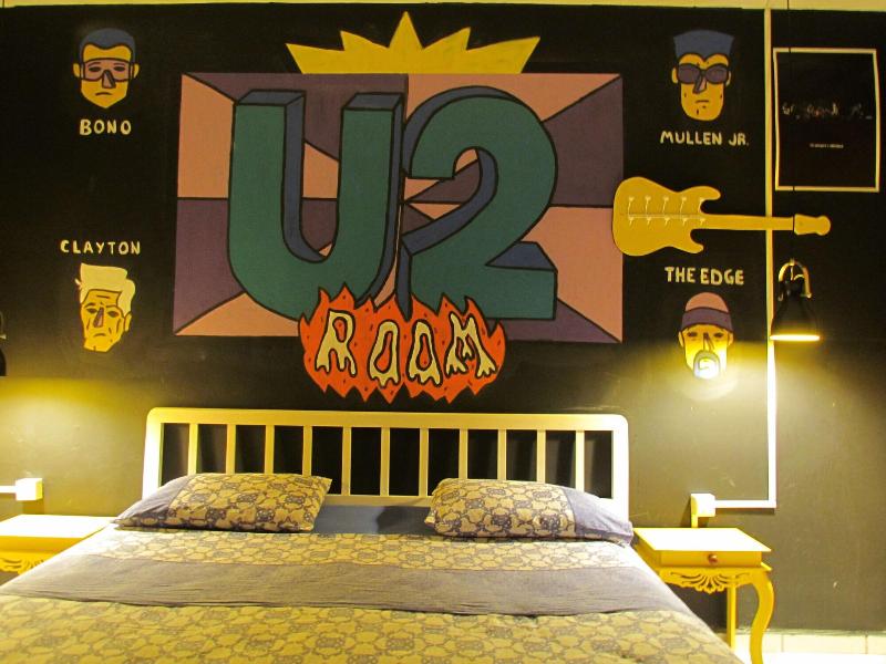 Vila Rock Hostel image