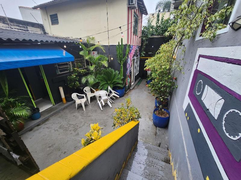 Vila Rock Hostel image