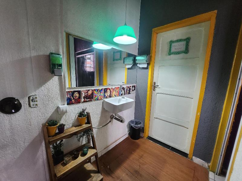 Vila Rock Hostel image