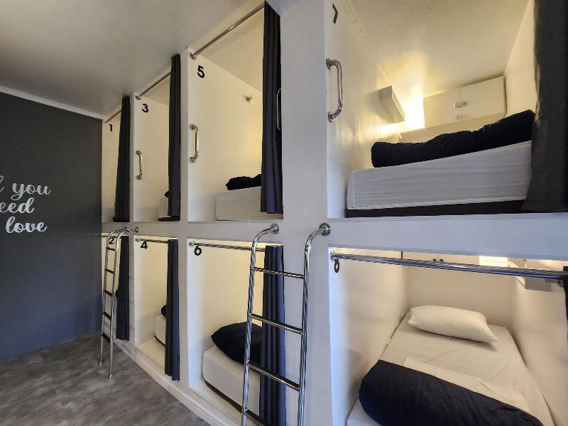 Vila Rock Hostel image