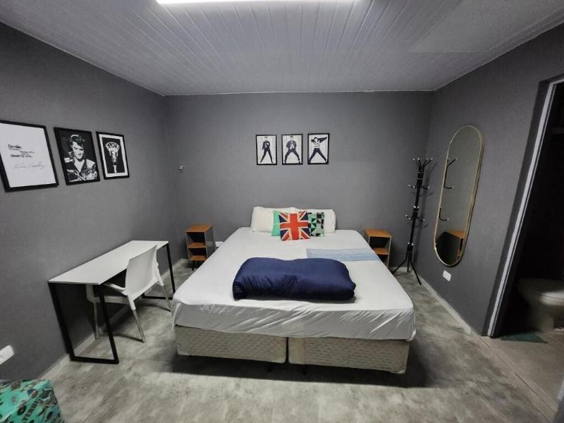 Vila Rock Hostel image