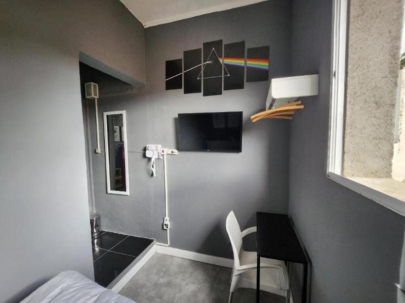Vila Rock Hostel image