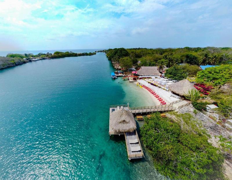 Isla Lizamar image