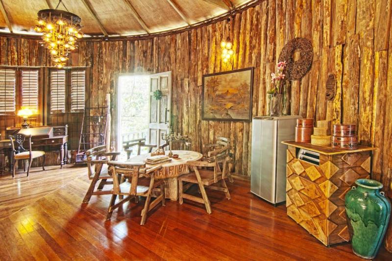 Fig Tree Hill Resort image