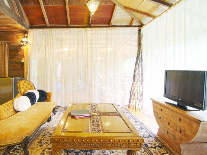 Fig Tree Hill Resort image