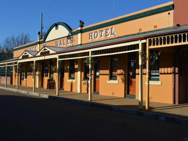 Prince Of Wales Motel