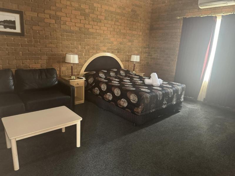 The Charles Sturt Motor Inn image