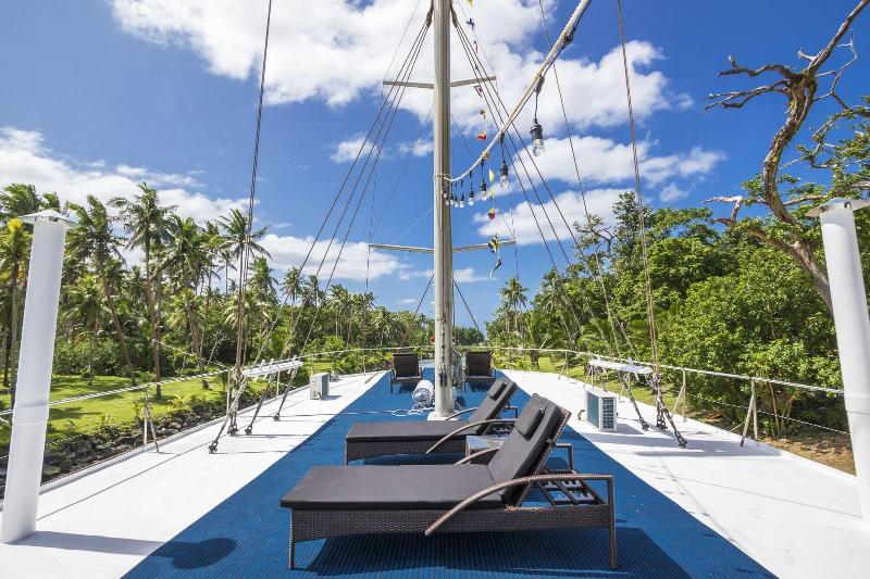 Savasi Island Resort image