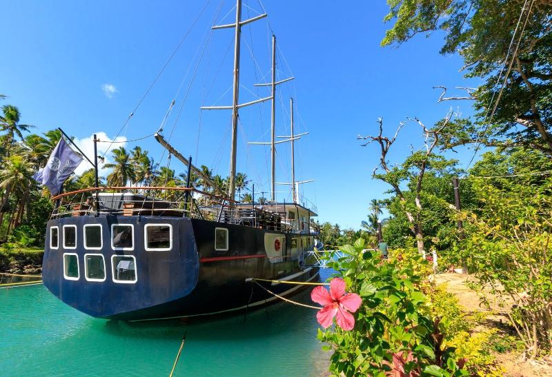 Savasi Island Resort image