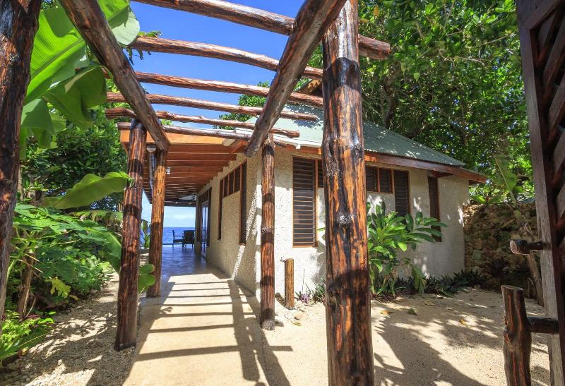 Savasi Island Resort image
