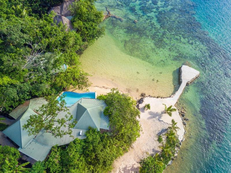 Savasi Island Resort image