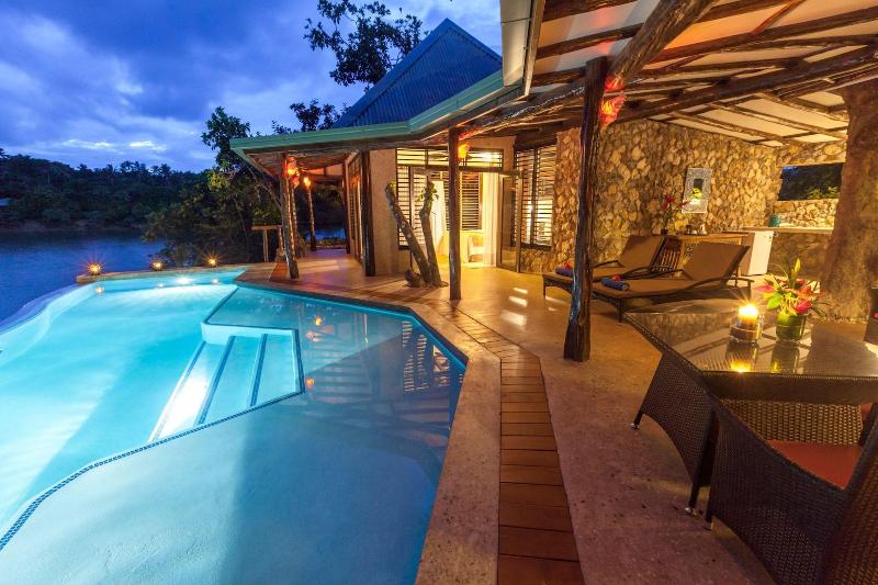 Savasi Island Resort image