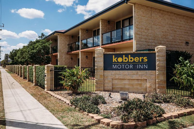 Kobbers Motor Inn — exterior view