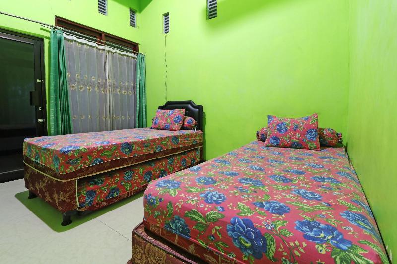 Penginapan Qarina image 2