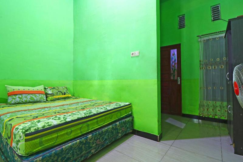 Penginapan Qarina image 1