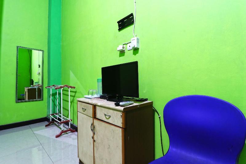 Penginapan Qarina image