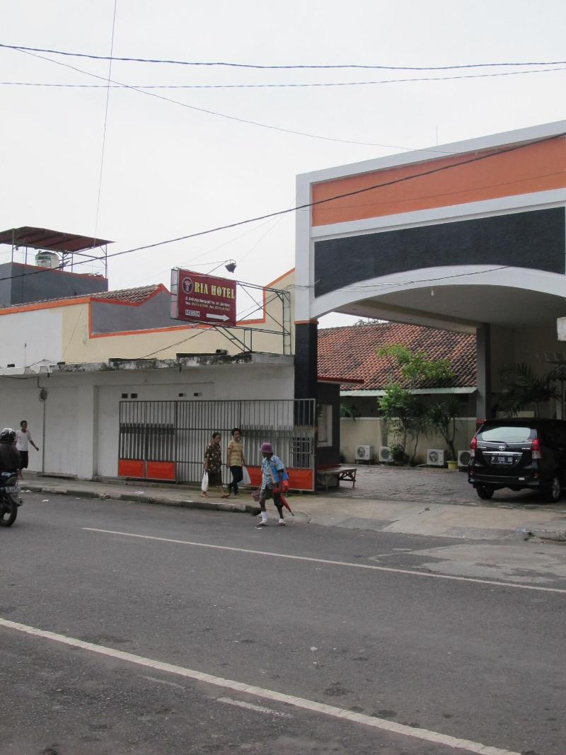 Ria Hotel Jember image