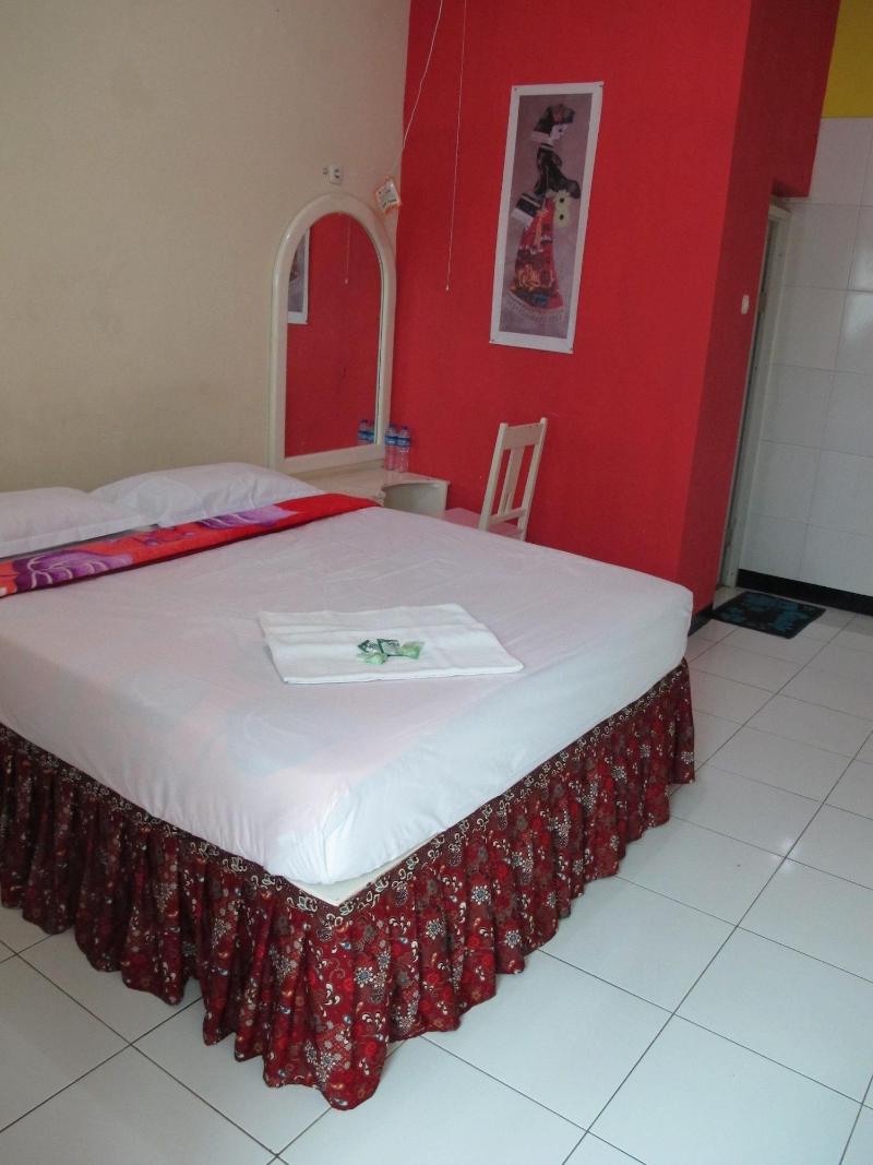 Ria Hotel Jember image