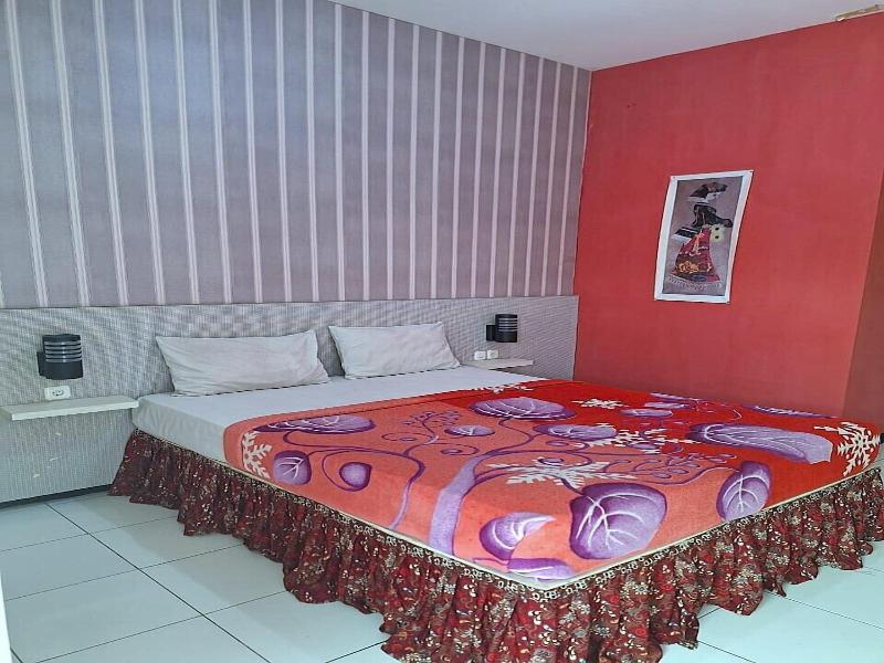 Ria Hotel Jember image
