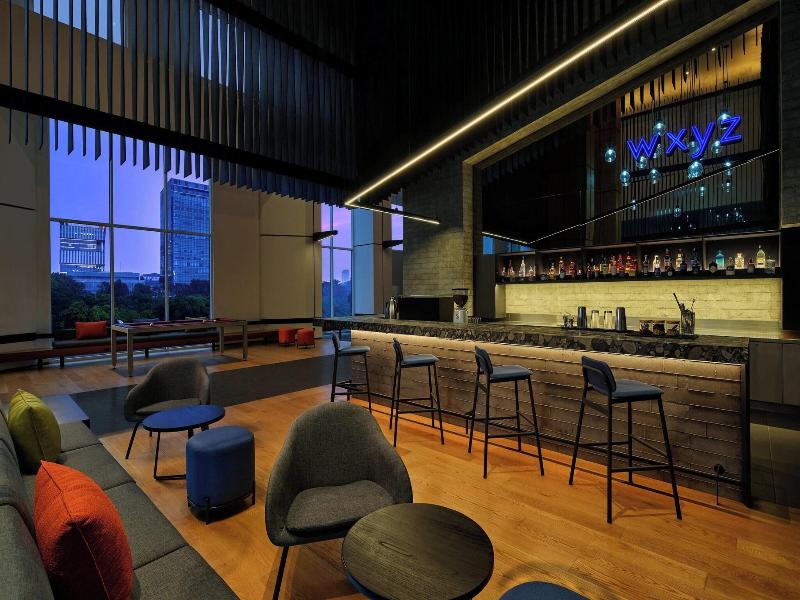 Aloft Jakarta Tb Simatupang image