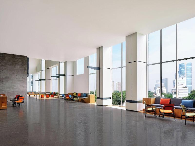 Aloft Jakarta Tb Simatupang image